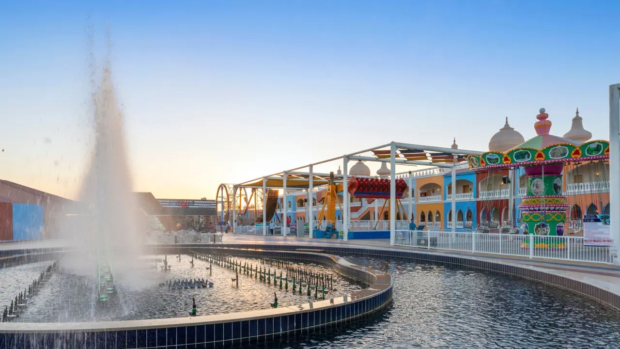 الفندق الباتروس ووتر فالي ريزورت نيفير لاند - الغردقة